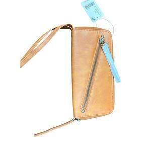 Free People Vegan Leather Zip Wristlet Wallet | NWT | Minimal Chic